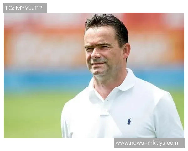 奥维马斯坚定留在安特卫普阿贾克斯主帅更迭频繁引发关注