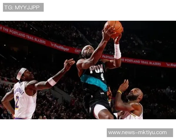 外线双枪齐发力格兰特与夏普联手砍下35分创队史新纪录 外线双枪齐发力格兰特与夏普联手砍下35分创队史新纪录